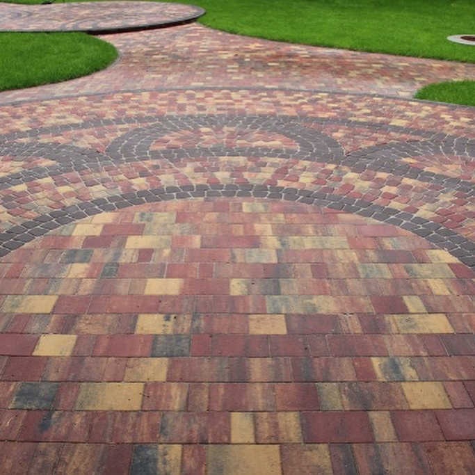 1100 квадратных метров тротуарной плитки Браер